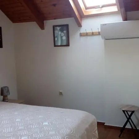 Cozy New Nea Chora